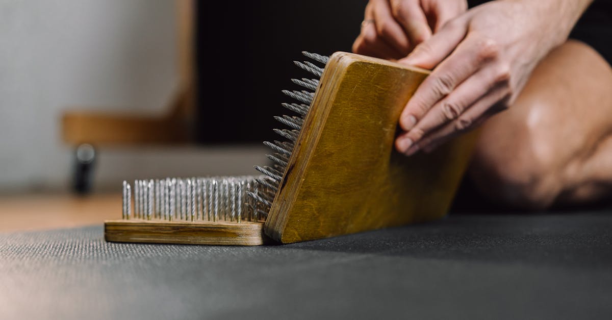découvrez l'acupression, une méthode thérapeutique ancestrale d'origine chinoise qui utilise la pression sur des points spécifiques du corps pour soulager le stress, améliorer la circulation et favoriser le bien-être. explorez ses bienfaits et apprenez comment intégrer cette pratique dans votre quotidien.