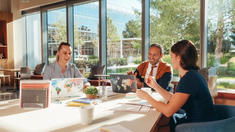 Découvrez ICE-E : Conseils Business et Lifestyle pour Entrepreneurs