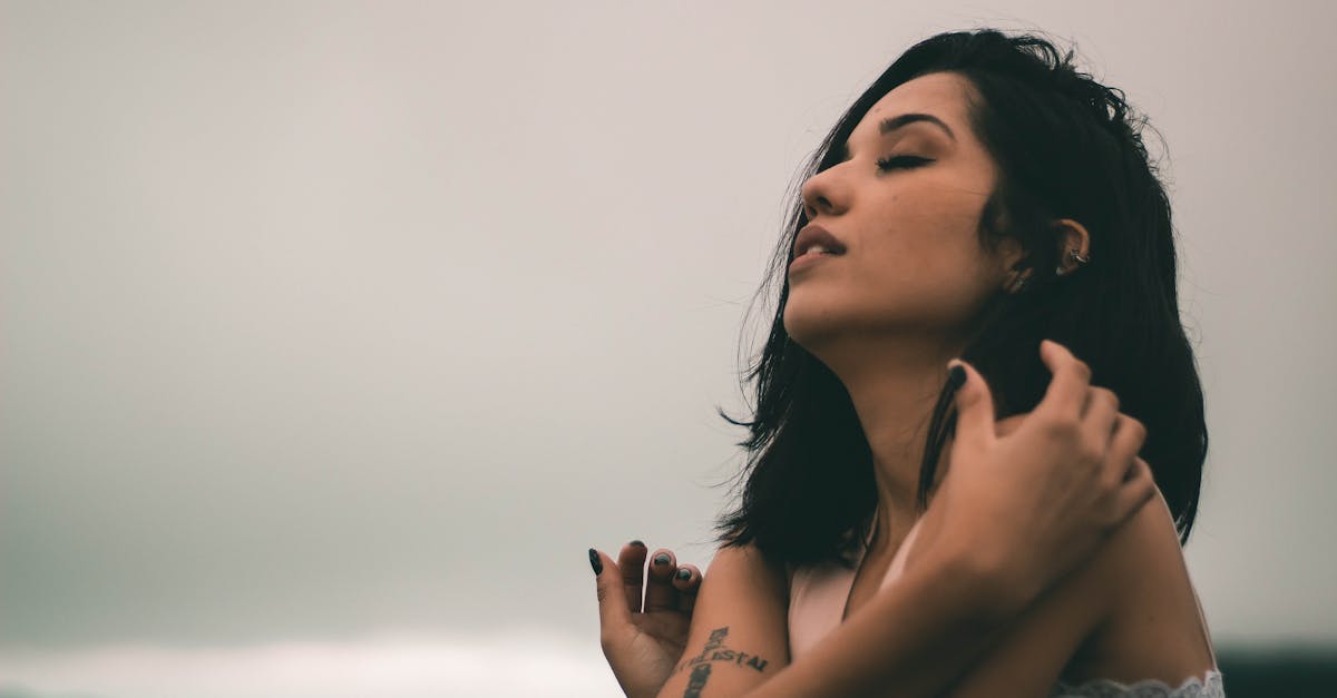 découvrez un univers captivant et sensuel avec notre contenu érotique. plongez dans des récits envoûtants qui éveilleront vos désirs et stimuleront votre imagination, tout en célébrant la passion et l'intimité.
