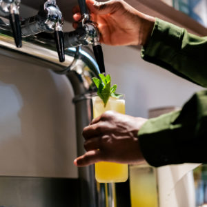 Un bar ambiance à Lyon convient-il pour une sortie en couple ?