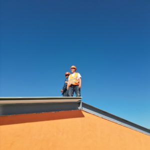 Comment détecter une infiltration sur votre toiture avec l’aide d’un couvreur à Paris ?