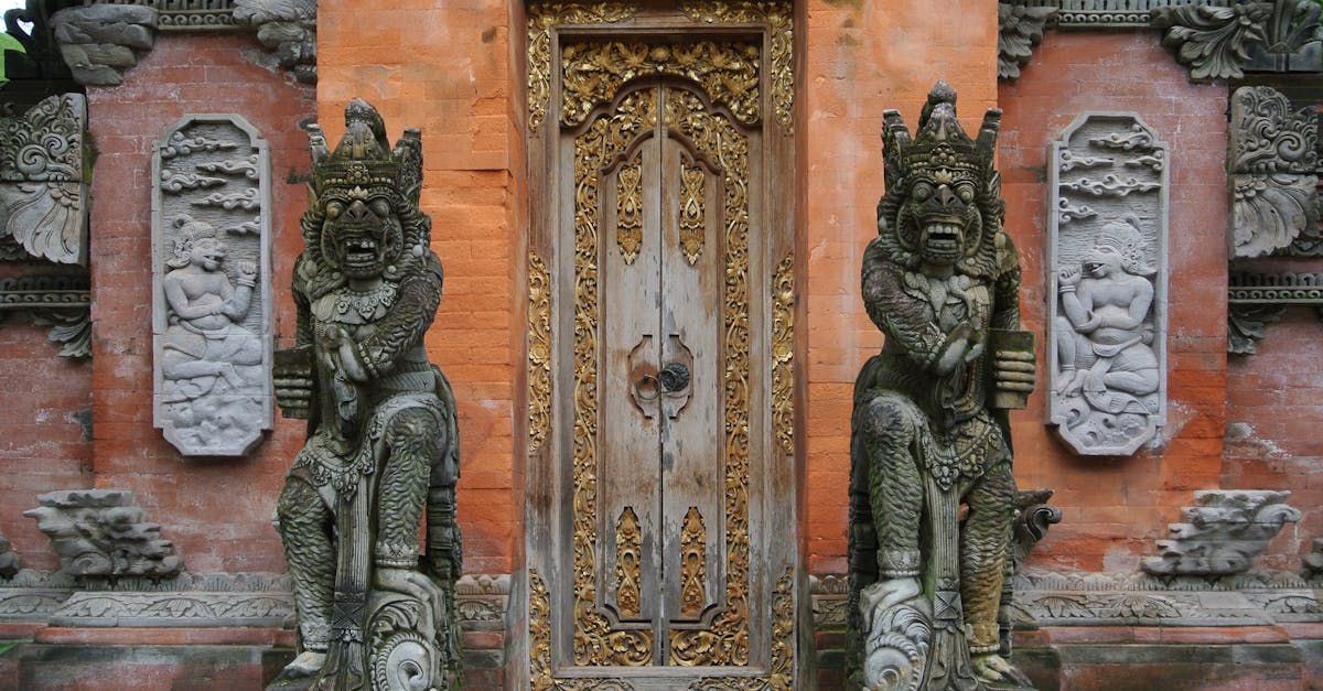 découvrez bali, l’île indonésienne paradisiaque réputée pour ses plages idylliques, ses rizières verdoyantes, ses temples majestueux et sa culture authentique. préparez votre voyage et vivez une expérience inoubliable à bali !