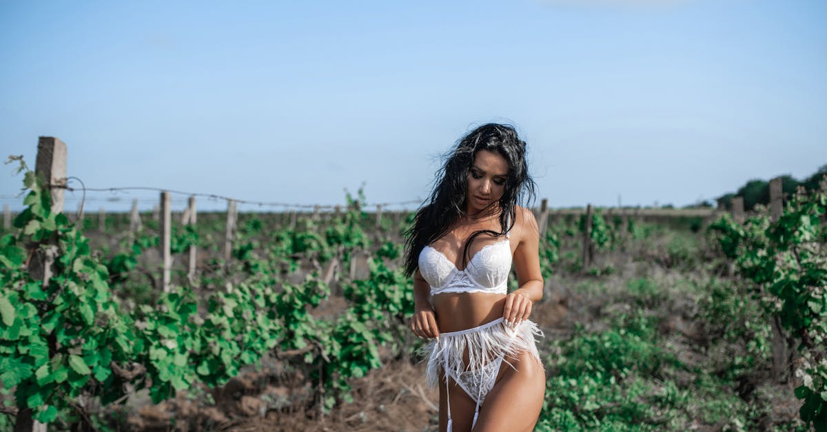 découvrez la lingerie éthique : des sous-vêtements alliant confort, élégance et respect de l’environnement. optez pour des alternatives durables, conçues dans des matières écologiques et fabriquées de manière responsable.