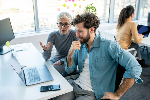 Pourquoi un community management Lyon bien planifié est efficace pour 3 objectifs marketing principaux ?