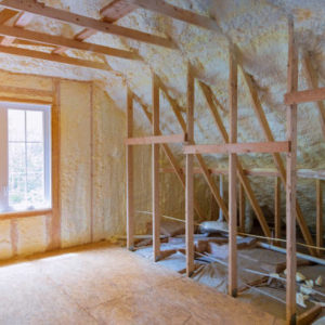 Une isolation des combles permet-elle réellement d’augmenter la valeur d’un bien immobilier ?