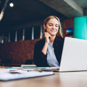 Quels sont les 4 éléments clés d’une création site catalogue Paris puissante ?