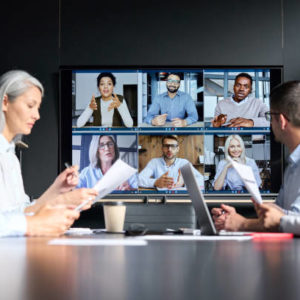 Pourquoi un engagement réseaux sociaux Lyon est-il crucial pour une stratégie efficace sur 3 mois ?