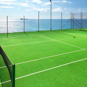 Quel entretien prévoir après une construction court de tennis gazon synthetique à Toulon ?