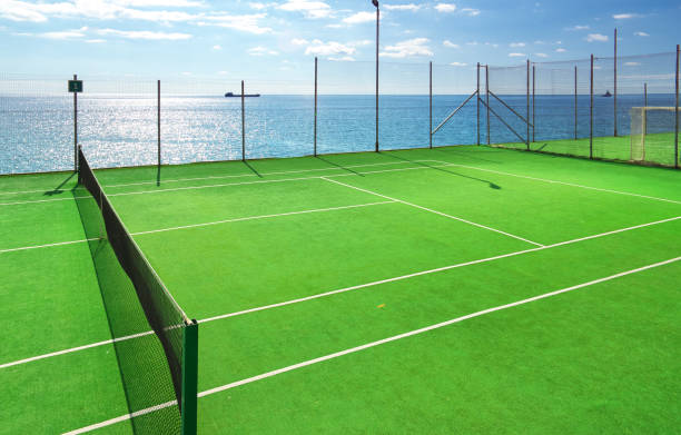 Quel entretien prévoir après une construction court de tennis gazon synthetique à Toulon ?