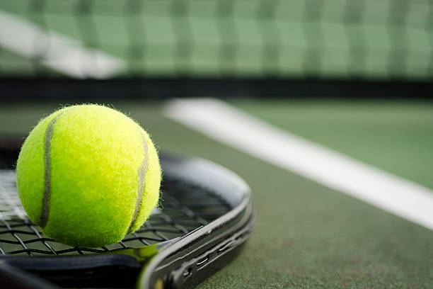 Quelles étapes suivre pour réussir une construction court de tennis gazon synthetique à Toulon ?