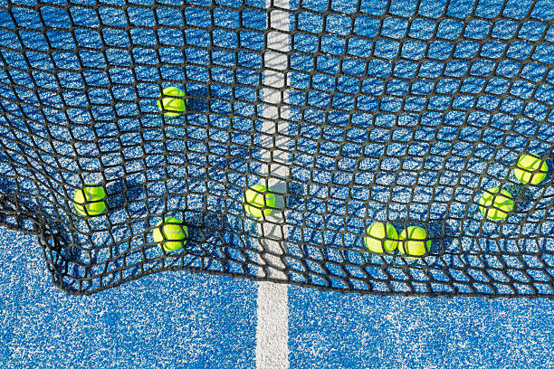 Une rénovation court de tennis en résine synthétique à Cannes est-elle adaptée aux clubs à forte fréquentation ?